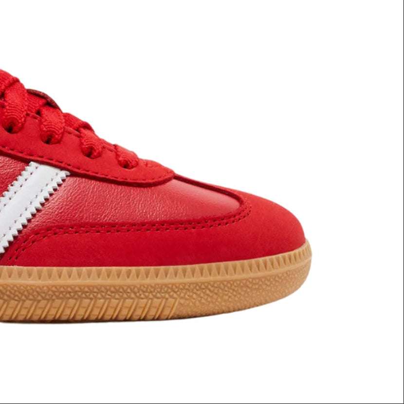 Red Wear Luvensi