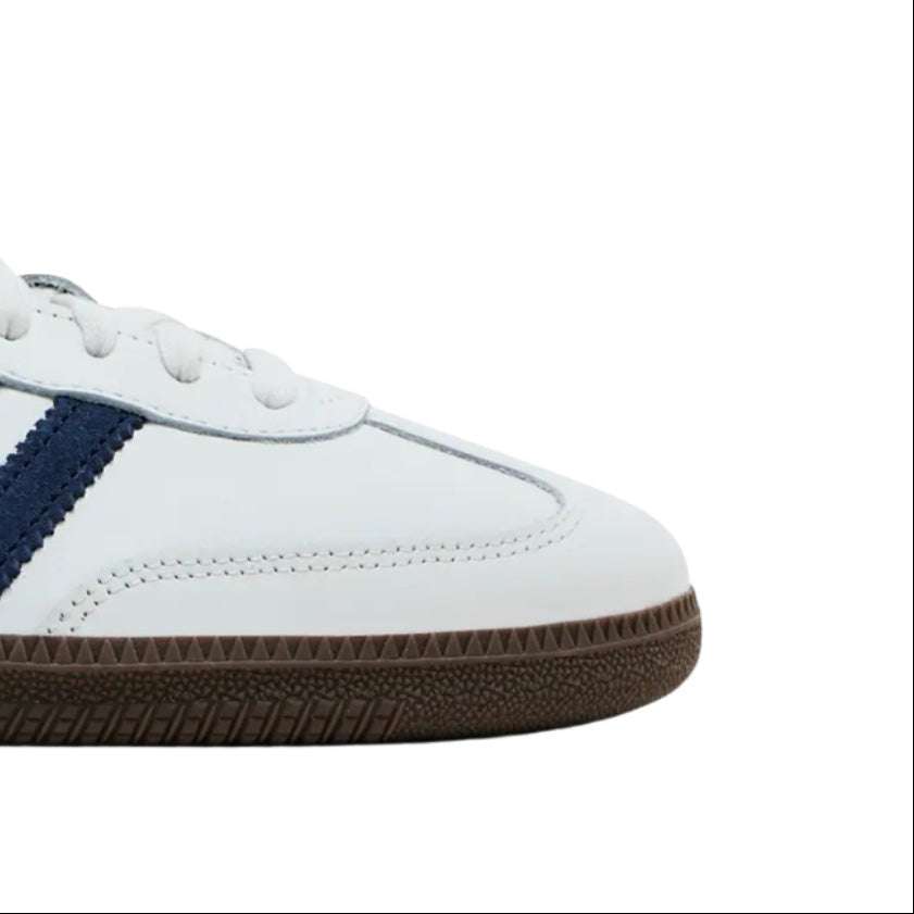White Wear Luvensi
