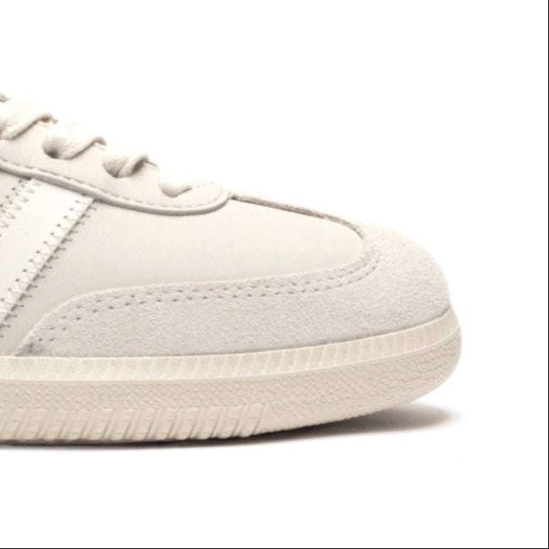 White Wear Luvensi