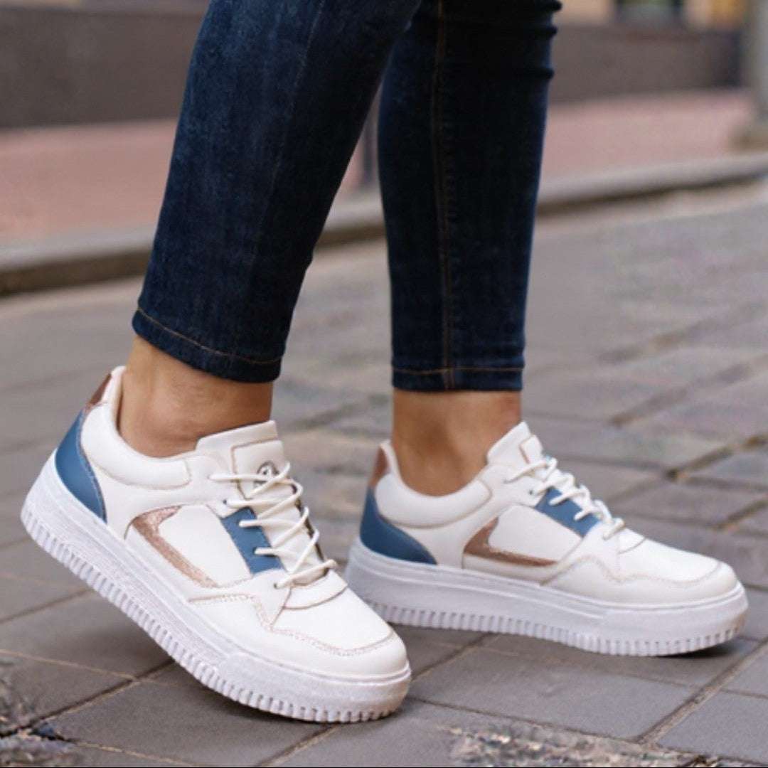 Ultra Max Sneaker (37) Wear Luvensi