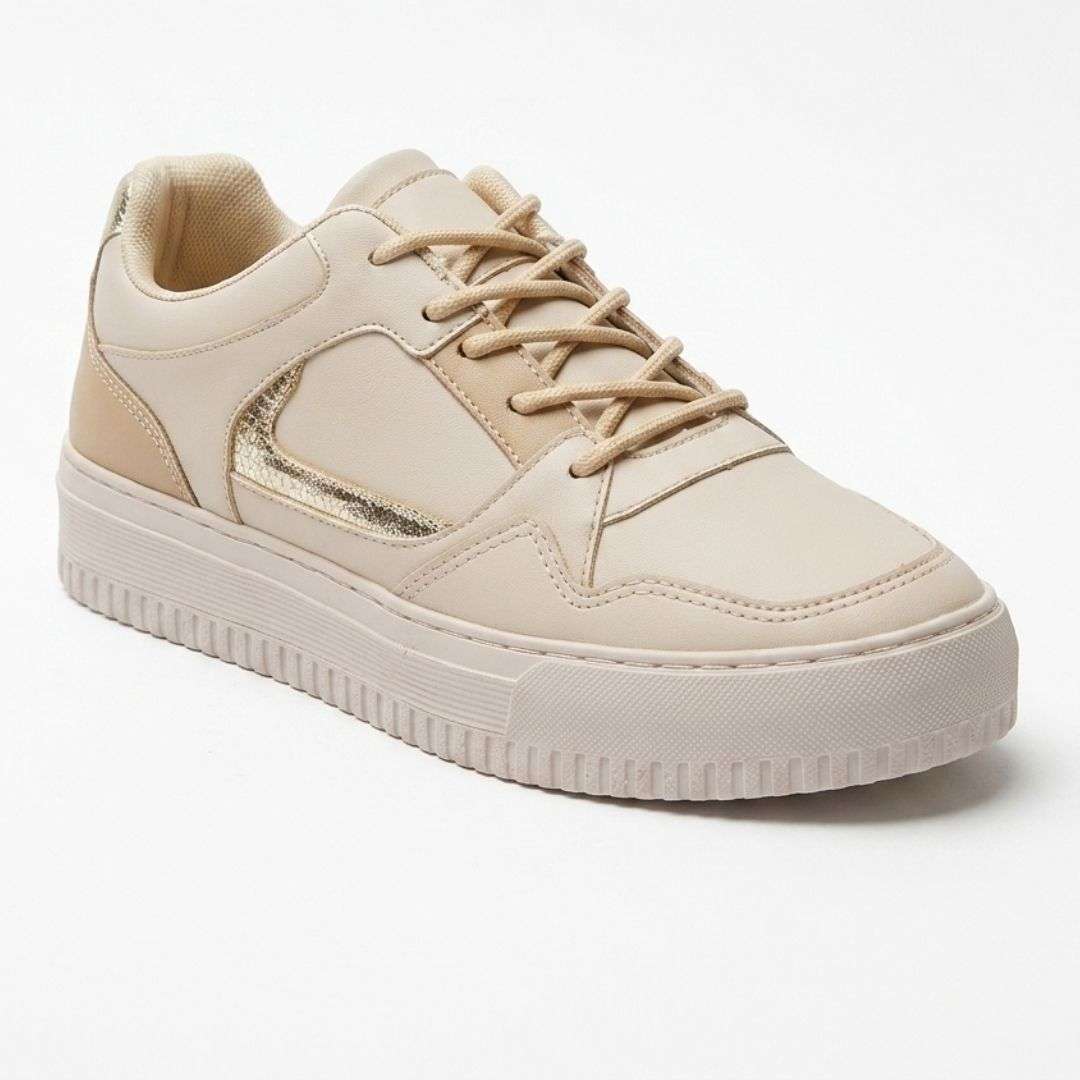 Ultra Max Sneaker (37) Wear Luvensi